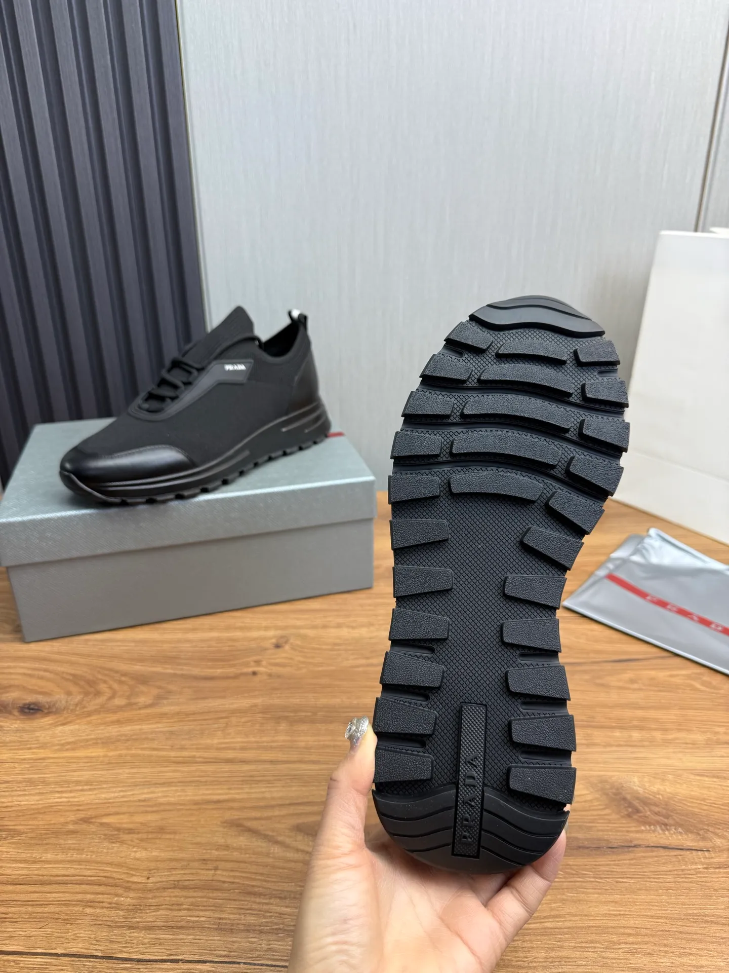 Men's shoes 💰500💰 [PRADA] Men's shoes are popular in the counter, official website is synchronized, 1 high-quality shipment ✔️Original fly-woven cowhide + cowhide lining, original original bottom, 38-45 (45 customized, non-refundable)